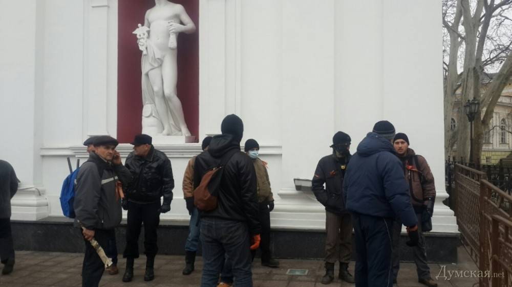 В Одессе столкновение «Правого сектора» с «Антимайданом»