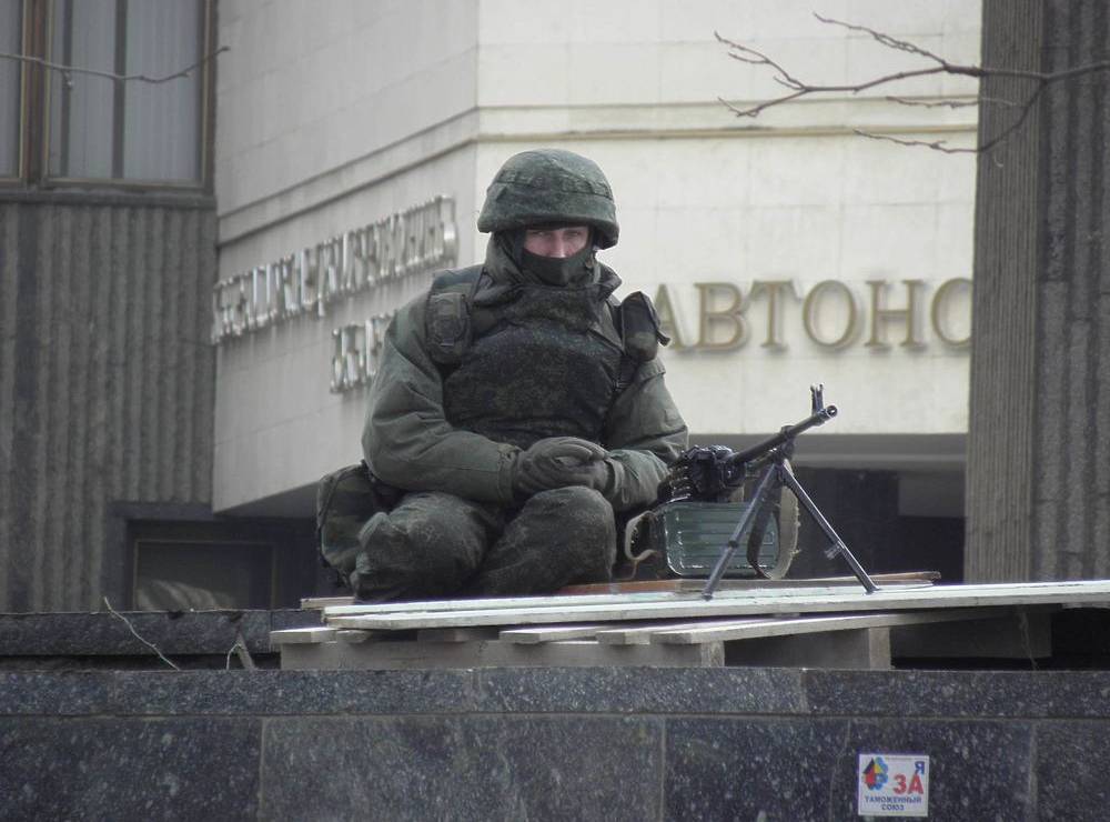 Верховный Совет и Совмин Крыма захвачены российским спецназом