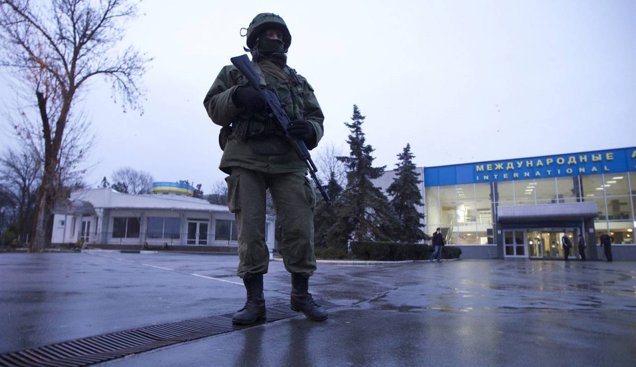 СНБО не поддержал военное положение и мобилизацию, РФ продолжает захват Крыма
