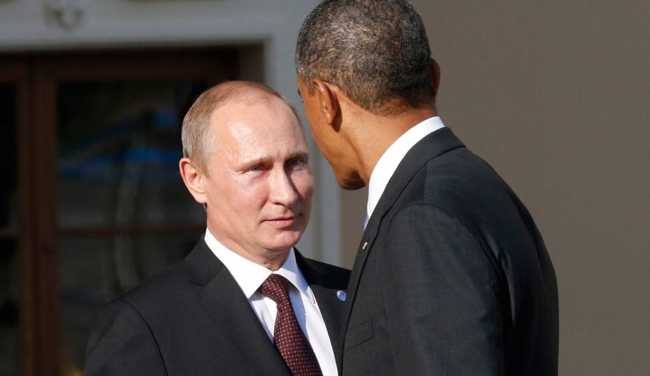 Обама грозит: Россия «заплатит цену» за военную интервенцию в Украину
