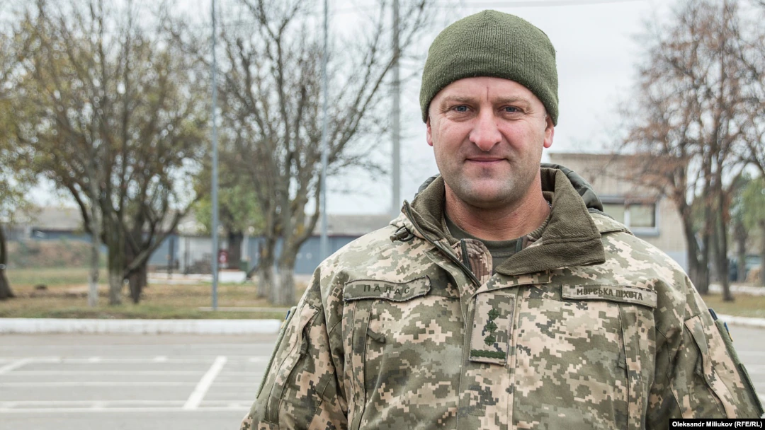 Днепровские десантники вышли из Крыма с оружием