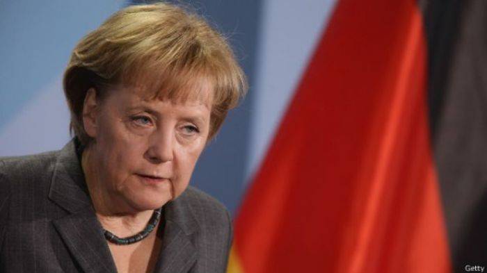 Меркель вновь пригрозила России экономическими санкциями