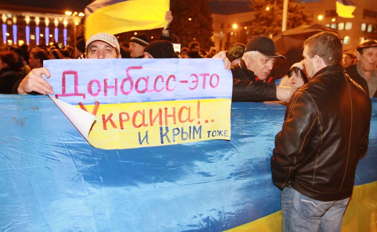 Большинство в Донецкой и Луганской областях не хотят в Россию
