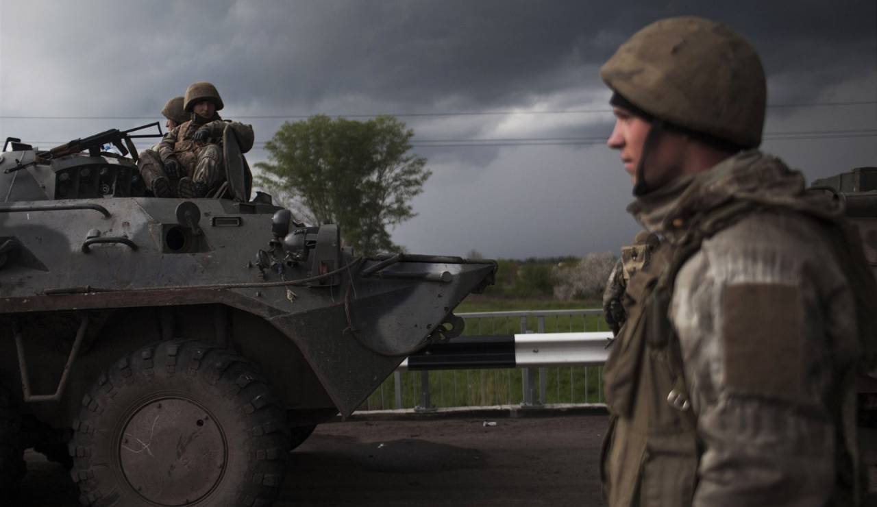 2 мая 2014 в Украине началась широкомасштабная война - Бутусов