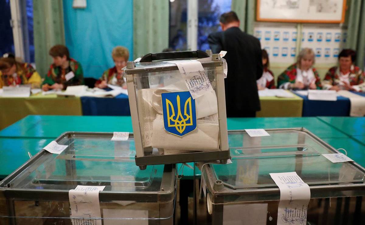 Украина не готова к проведению общенациональных референдумов - Небоженко