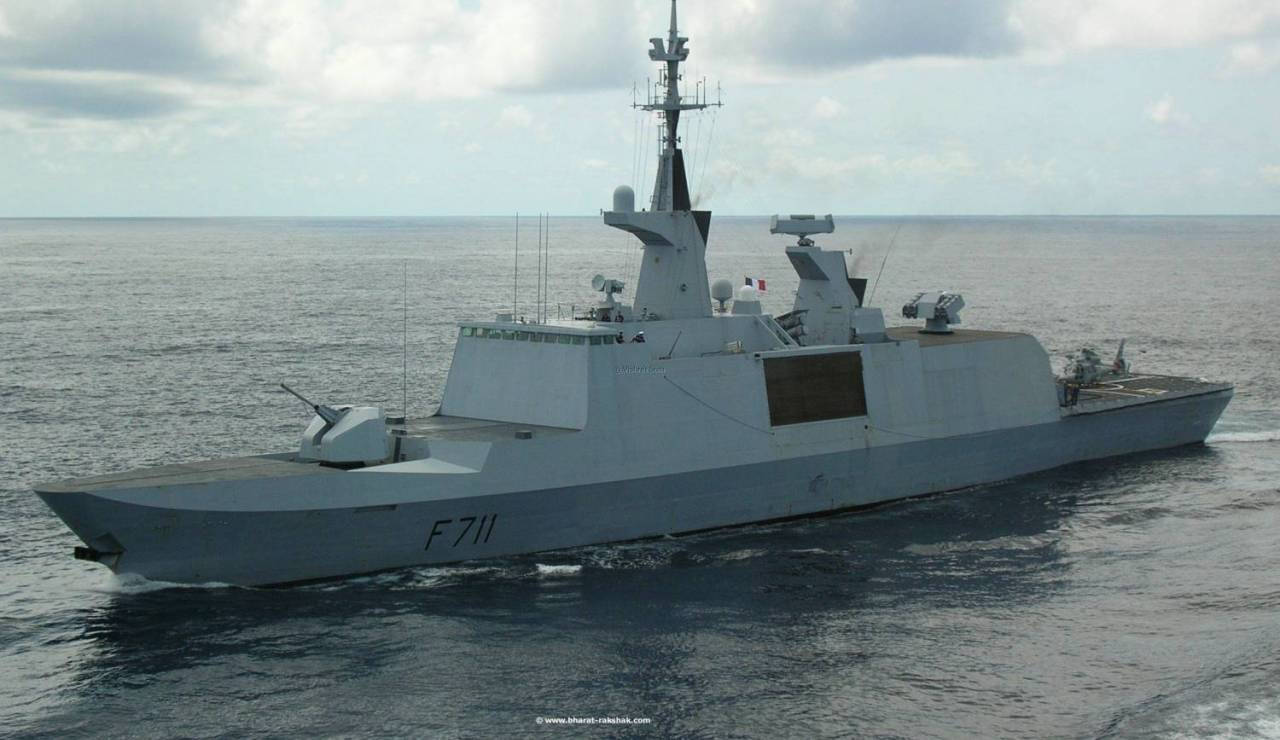 Франция направила в Черное море еще один военный корабль
