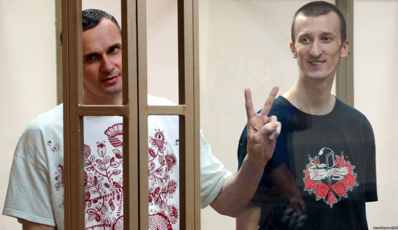 ФСБ ФР: задержаны «диверсанты», среди них - Олег Сенцов