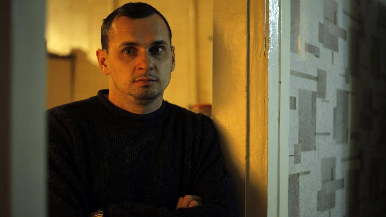 МИД Украины заявляет о применении пыток к задержанному в Крыму украинскому режиссеру Олегу Сенцову
