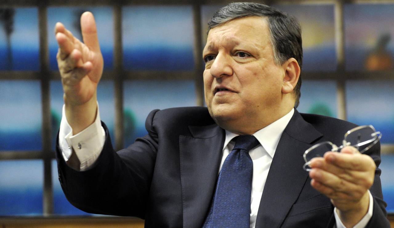 Баррозу требует от Путина прекратить военные действия в Украине