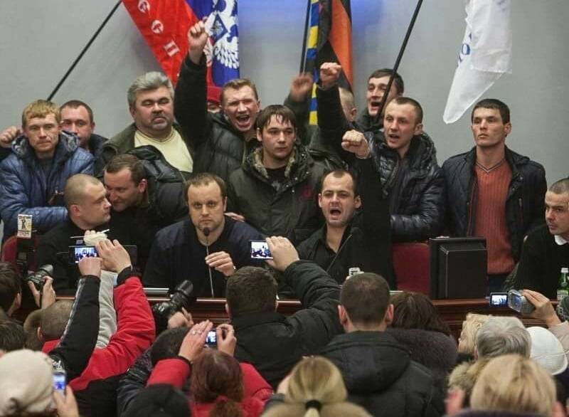 Киевский суд разрешил задержать 11 "высокопоставленных чиновников ДНР и ЛНР"