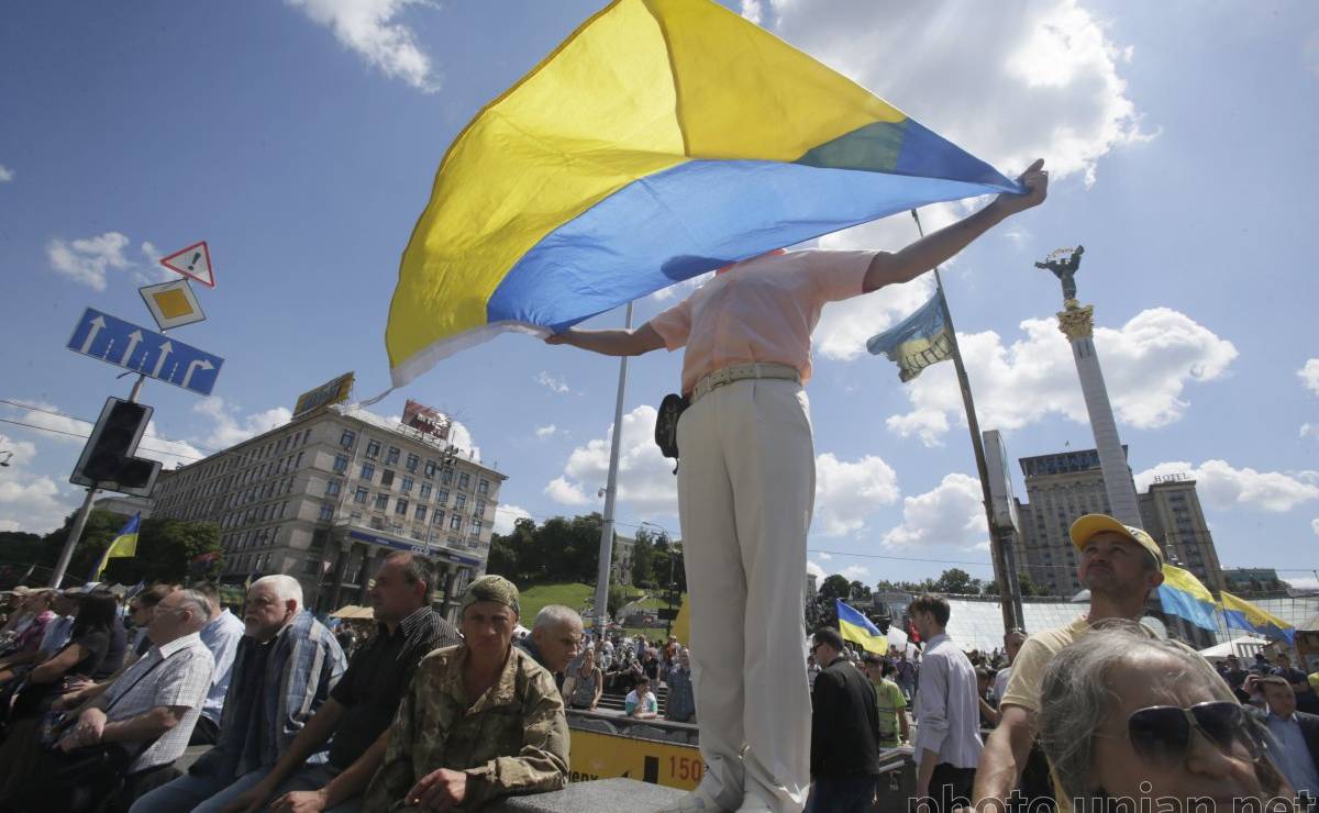 Батальон Донбасс требует от Порошенко прекратить перемирие