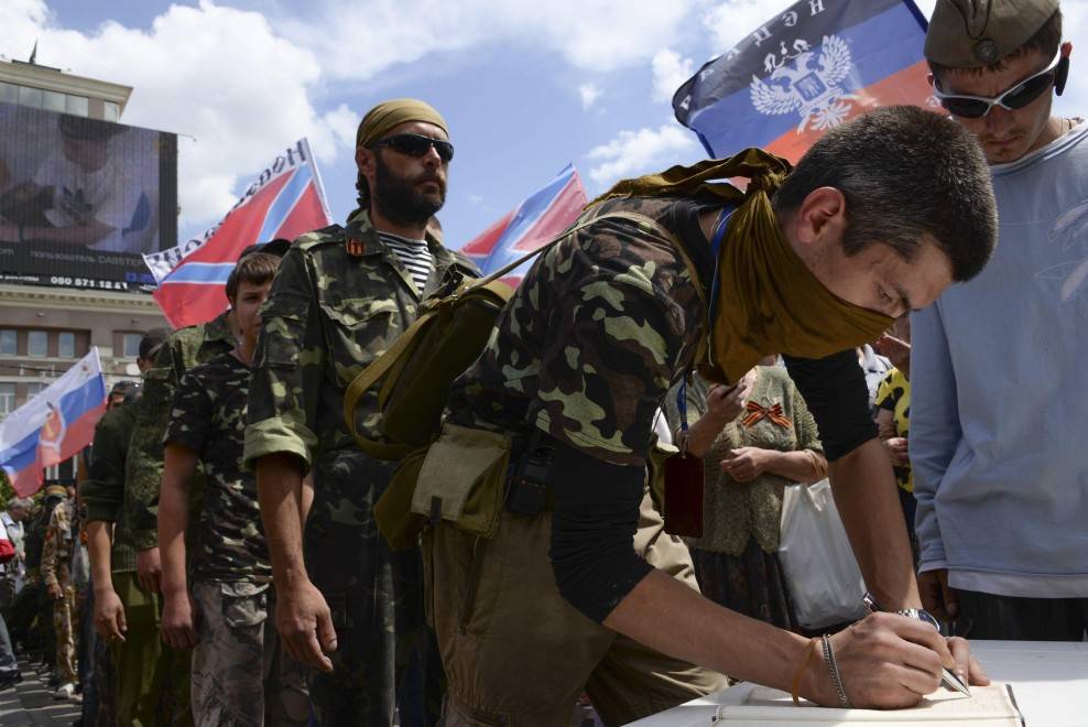 Пропагандисты РФ работают на стороне боевиков без опознавательных знаков