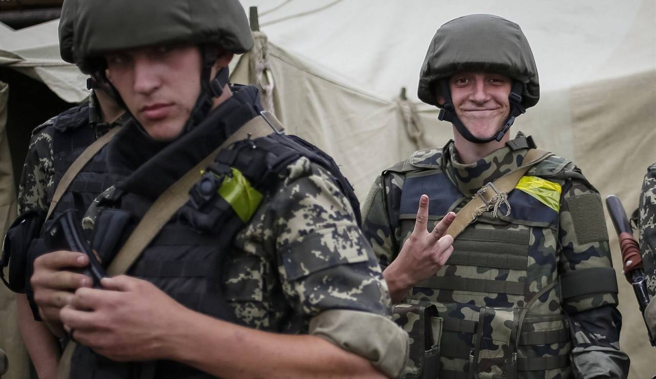 СНБО: Украинцы прислали в поддержку армии 139 млн грн (акция МО "Поддержи украинскую армию")