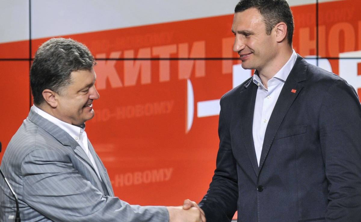 Блок Порошенко на выборах может возглавить Кличко или Яценюк
