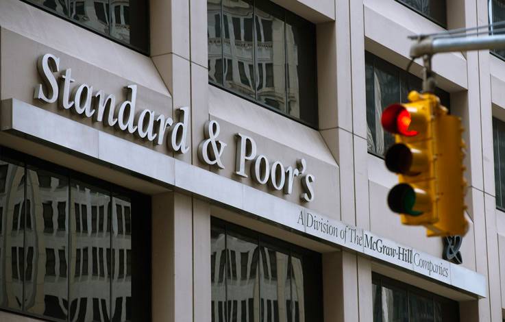 S&P повысило прогноз по рейтингам трех украинских банков