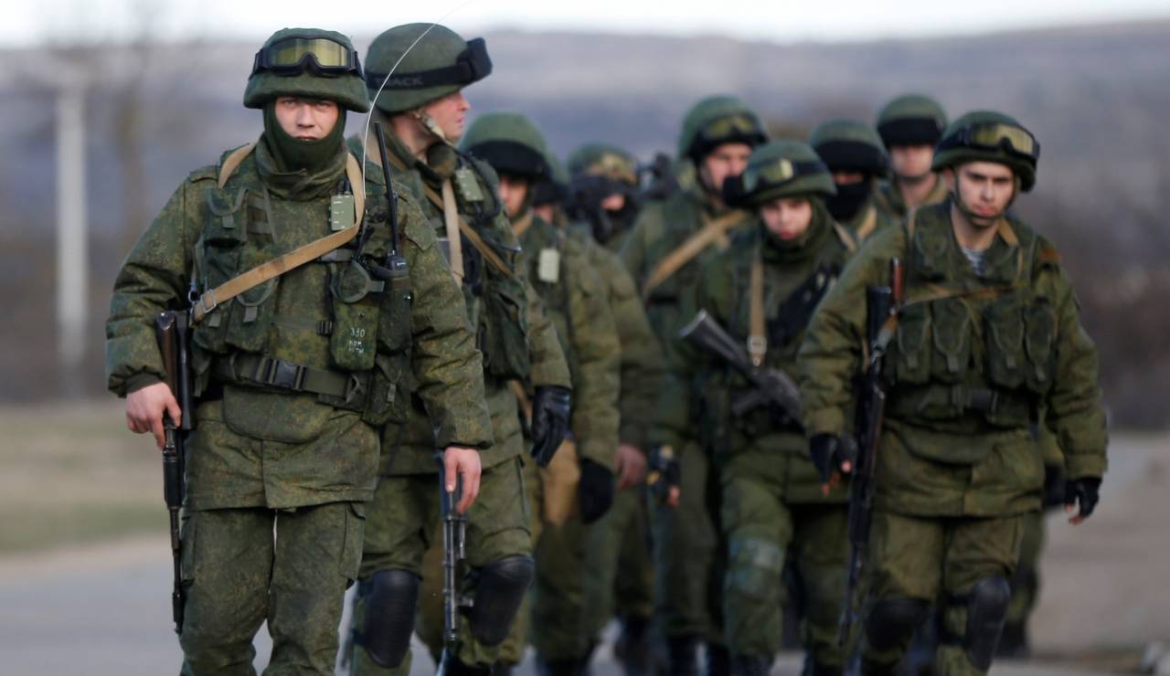 РФ стянула 15 тысяч военных в Крым на границу с Херсонщиной - СНБО