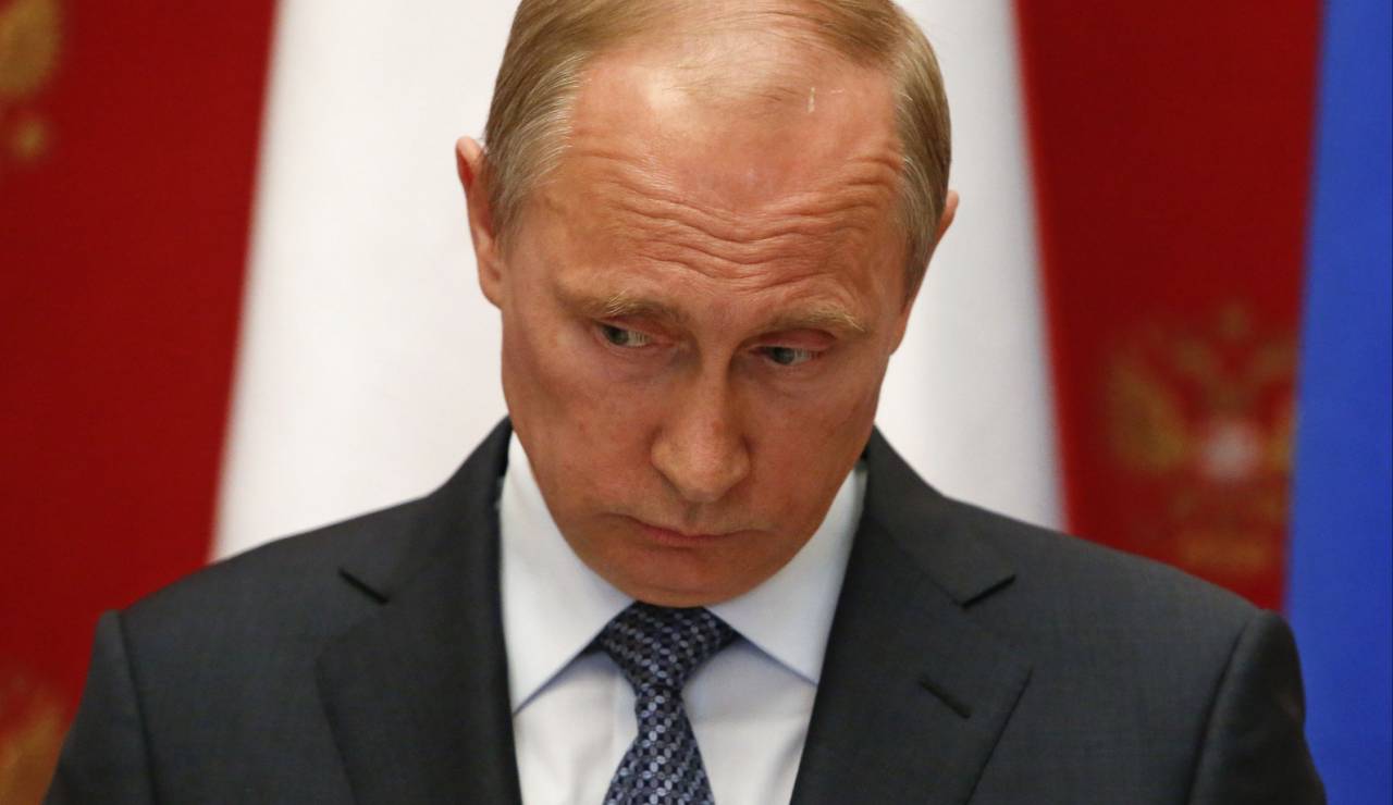Путин против прекращения работы российских банков в Украине