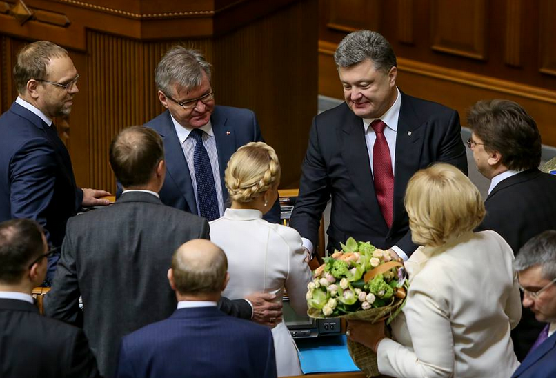 В Раду проходят партии Порошенко, Ляшко, Тимошенко, Гриценко, Яценюка и Тигипко