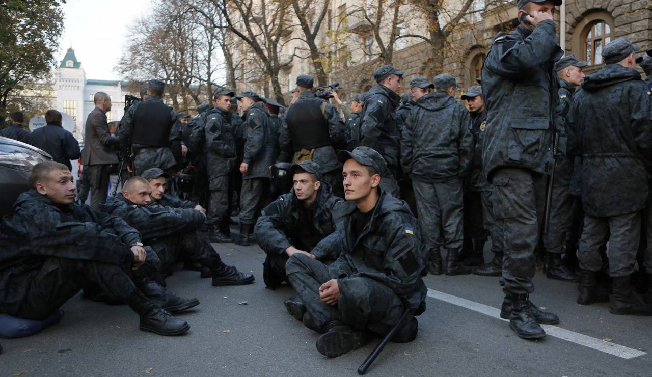 СБУ обвинила ФСБ в организации "дембельного" бунта срочников в Киеве