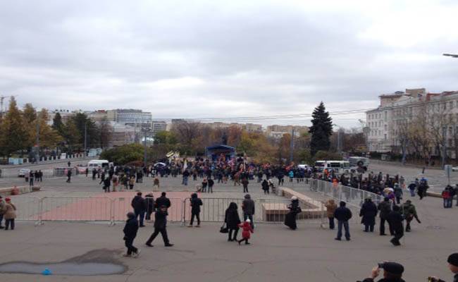 Митинг за признание «Новороссии» собрал в Москве 200 человек