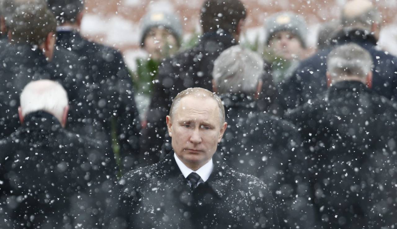 Яценюк: Путин хочет заморозить Украину