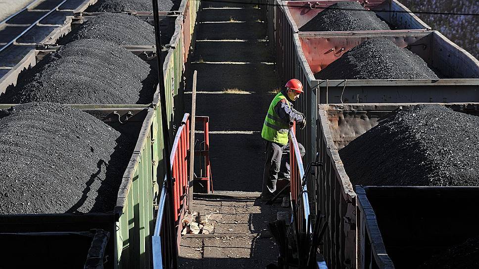 В Украину приплыл уголь из ЮАР