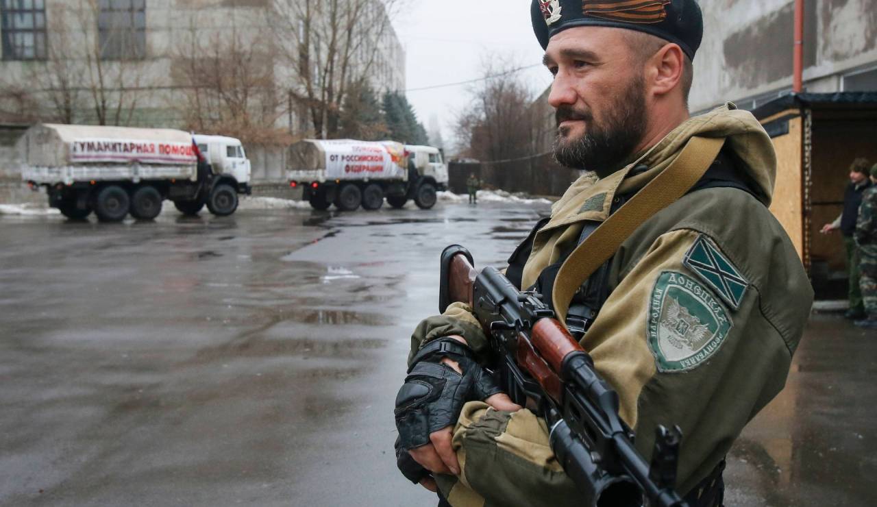 Террористы 7 раз нарушили «режим тишины», РФ продолжает переброску военной техники