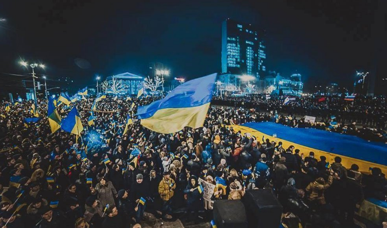 Лишь 1,8% украинцев готовы полностью отказаться от Донбасса – опрос