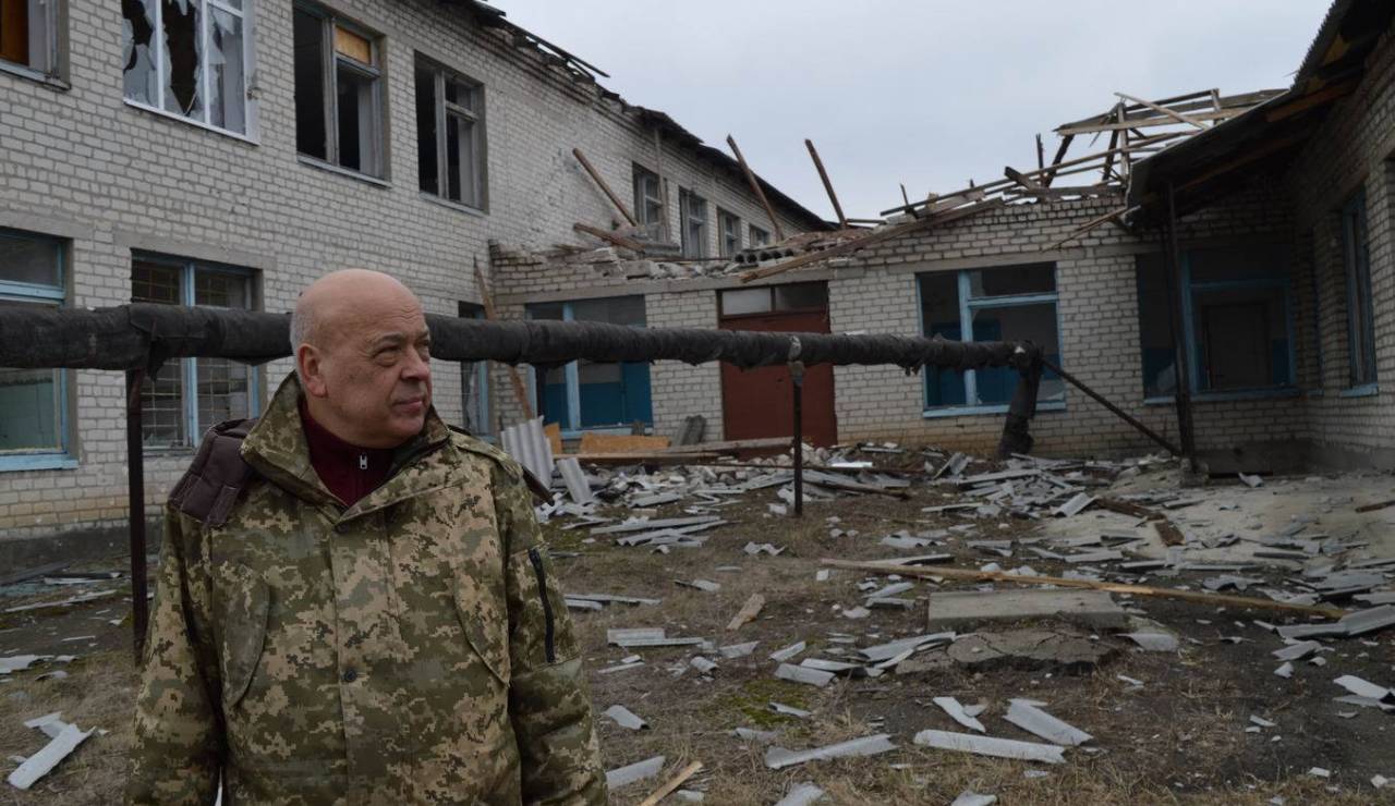 Станицу Луганскую обстреляли кассетными боеприпасами