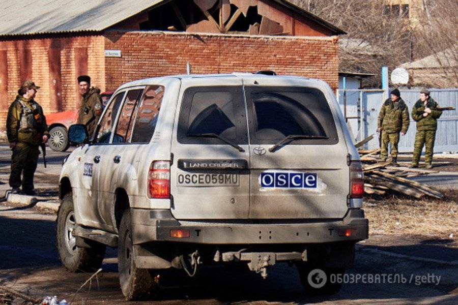 Наблюдателей ОБСЕ обстреляли из минометов на подконтрольной "ЛНР" территории