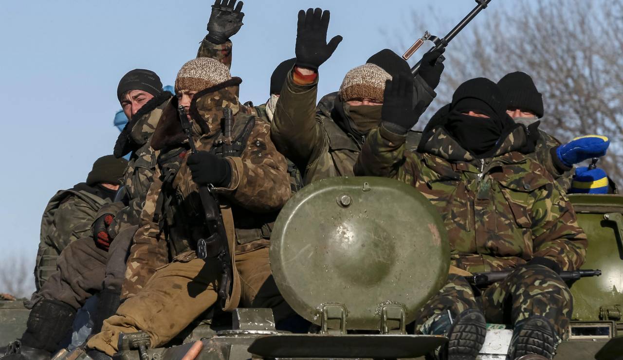 Батальон "Донбасс" и силы ВСУ контролируют "дорогу жизни" из Дебальцево – Семенченко