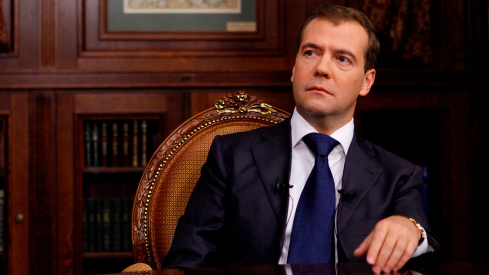 Медведев хочет поставлять сепаратистам "гуманитарный" газ