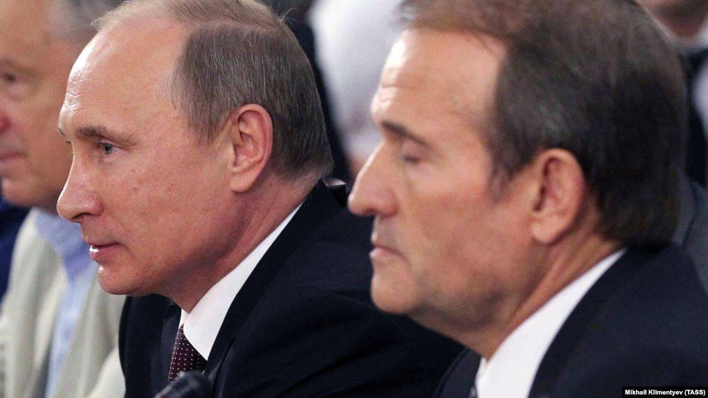 Медведчук предлагает частично отдать России газовую трубу