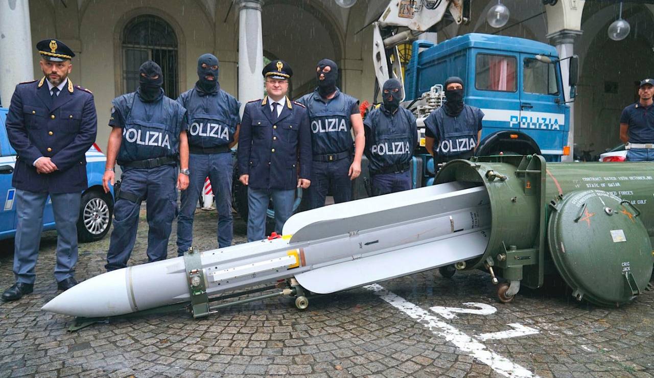 В Италии у нацистов по делу о наёмничестве на стороне сепаратистов нашли ракету воздух-воздух