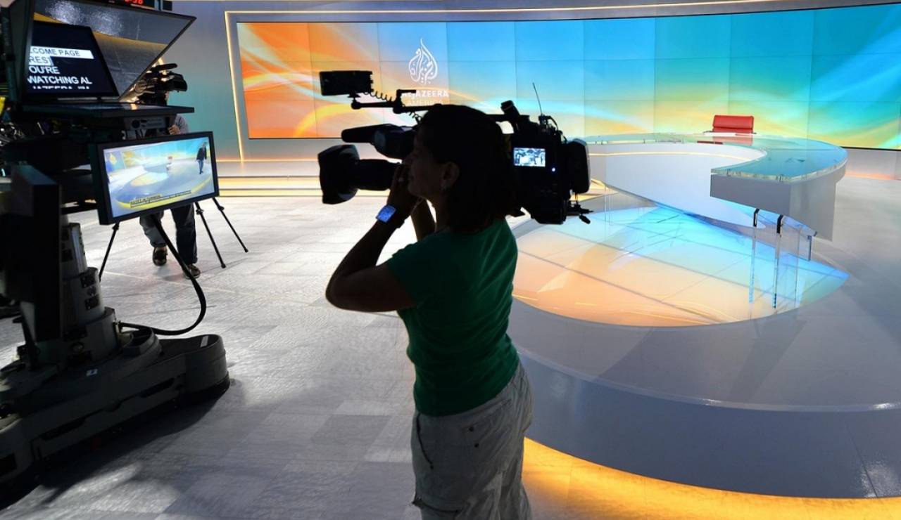 Зачем Украине нужен русскоязычный телеканал и каким он должен быть?