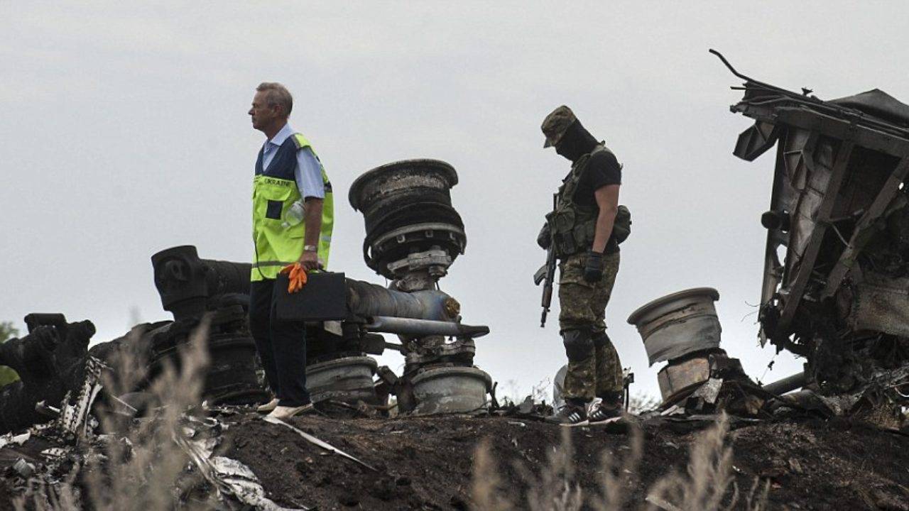 Переводчик Гугл научили писать, что MH17 был сбит ракетой «воздух-воздух»