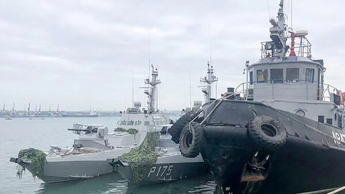 Захваченные Россией украинские военные корабли направляются в Одессу - Зеркаль