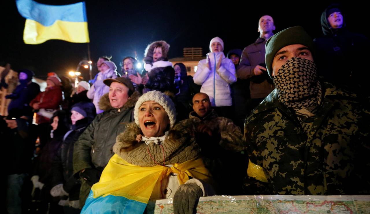 Вече на Майдане в годовщину начала революции: требования